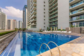 Oraya - Canal-Side Comfort Close Burj Khalifa & Dubai mall